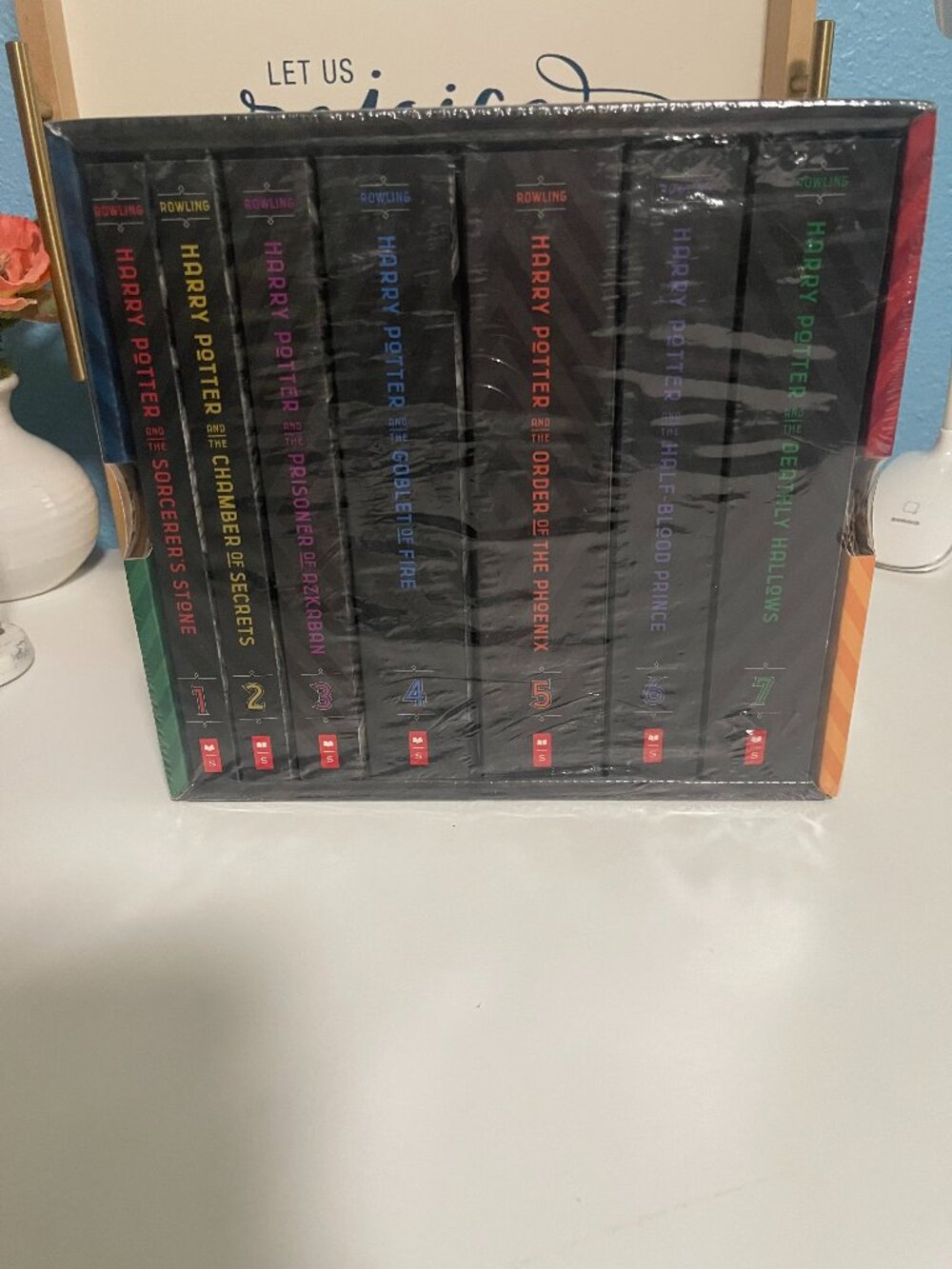 Harry Potter Books 1-7 Special Edition Boxed Set